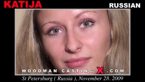 Echa un vistazo a este video de Katija tener una audición.  Erótico reunión beween Pierre Woodman y Katija, una chica rusa.